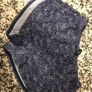 Outdoor Voices shorts! Navy — small